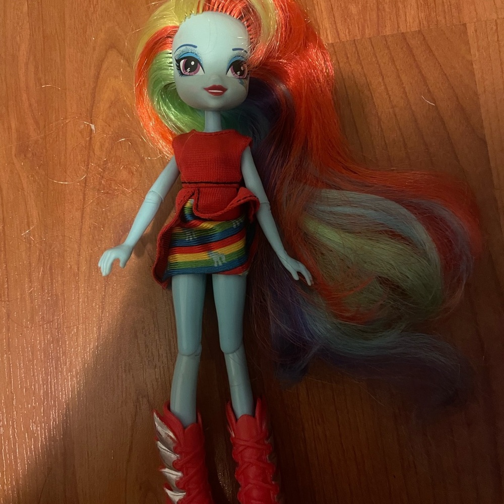 mlp equestria girl deluxe rainbow dash